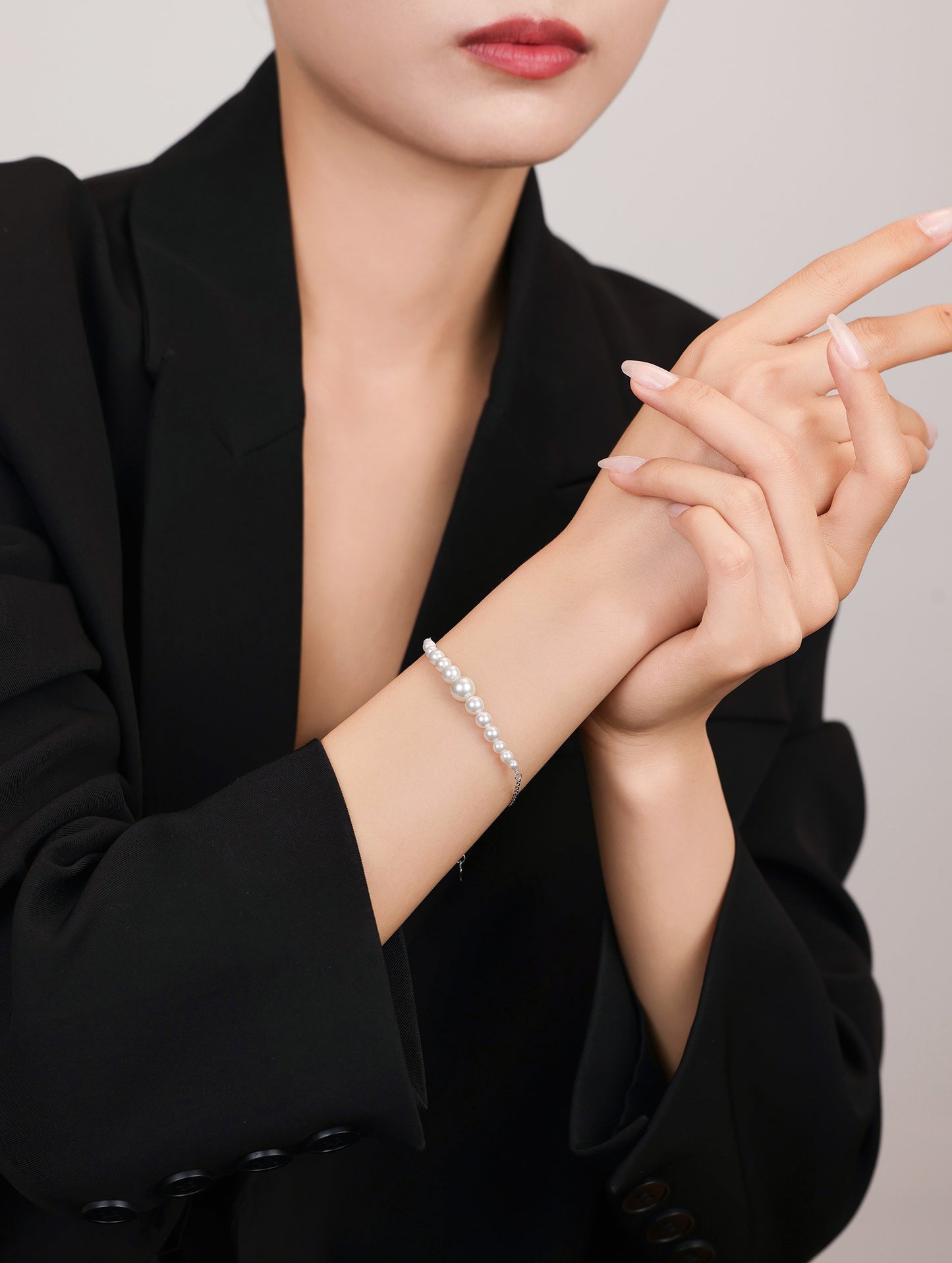Pearl Silver Chain Bracelet