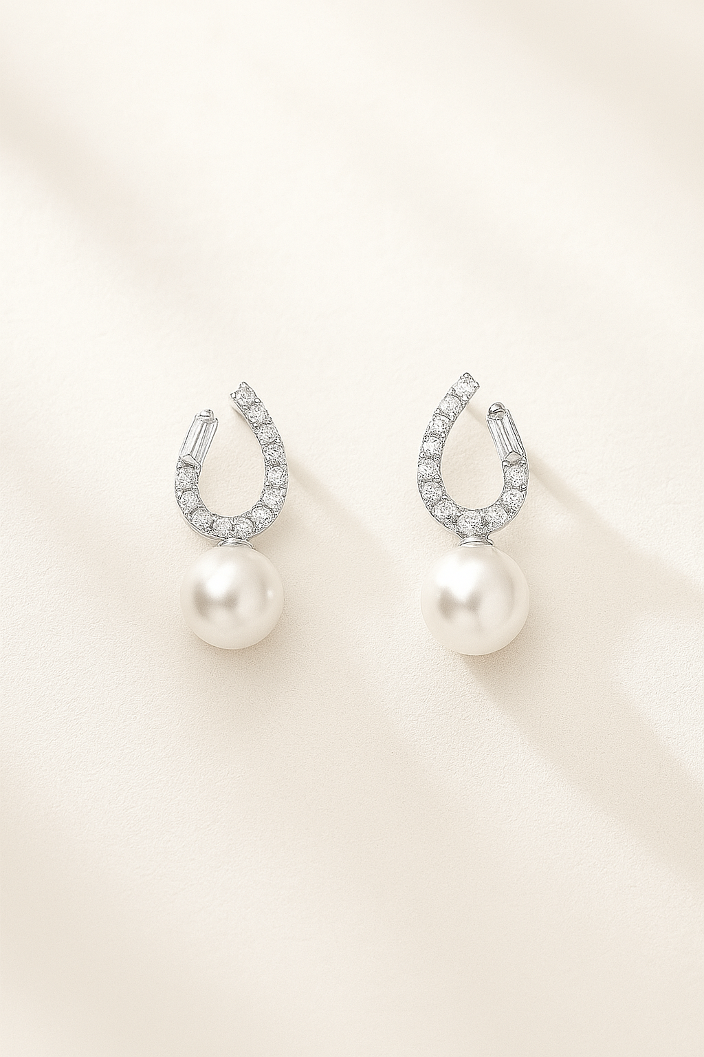 Dewdrop Pearl Silver Earring