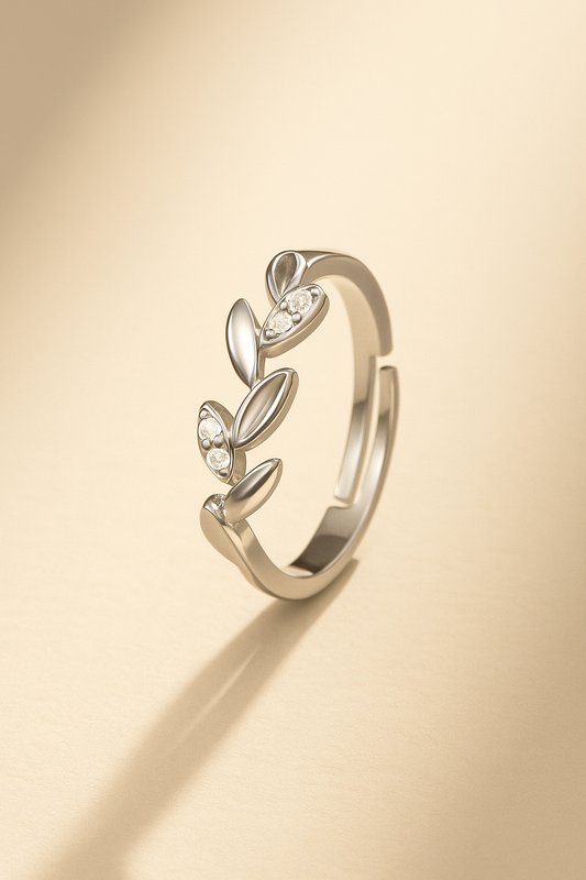 Leaflet Grace Ring (Adjustable)
