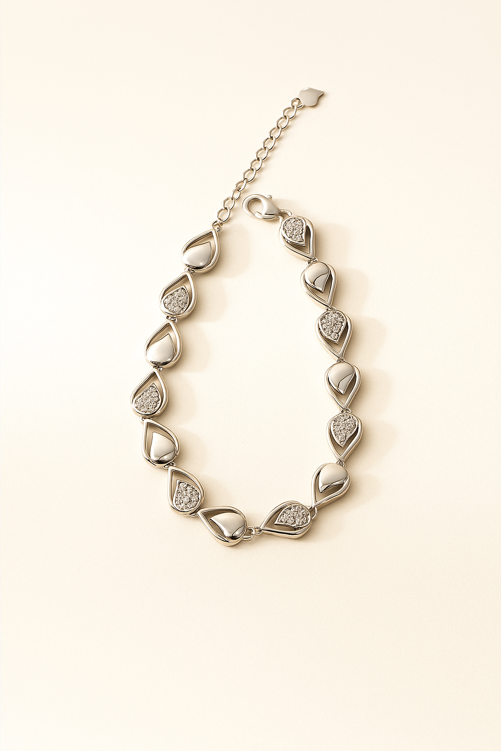 Gleaming Petals Bracelet