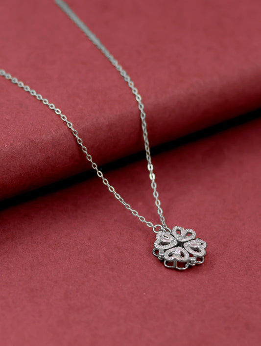 Magnetic Heart Chain