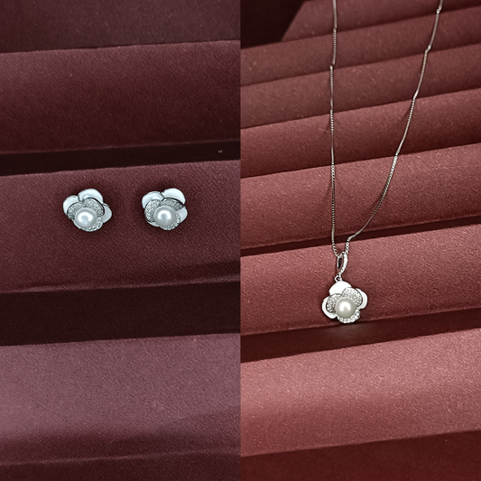 Flower Pearl Pendant Set