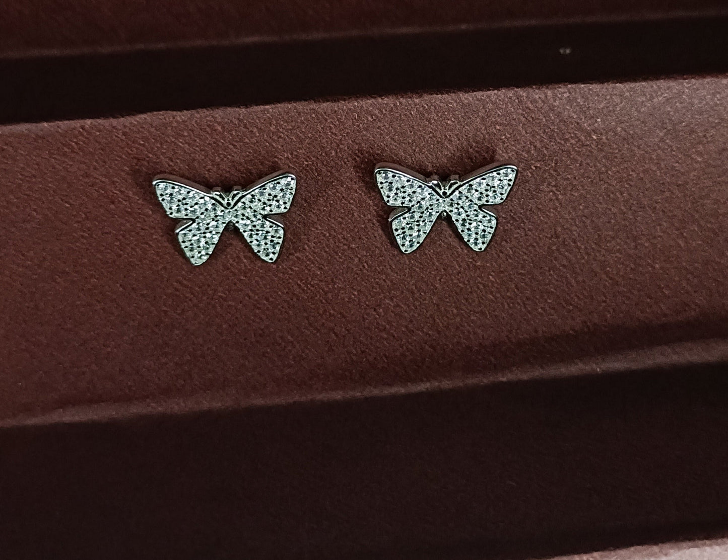 Sparkling Butterfly Chain Set