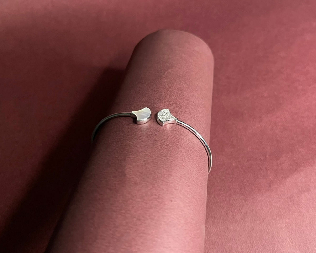 Mother Of Pearl Leaf Bracelet
