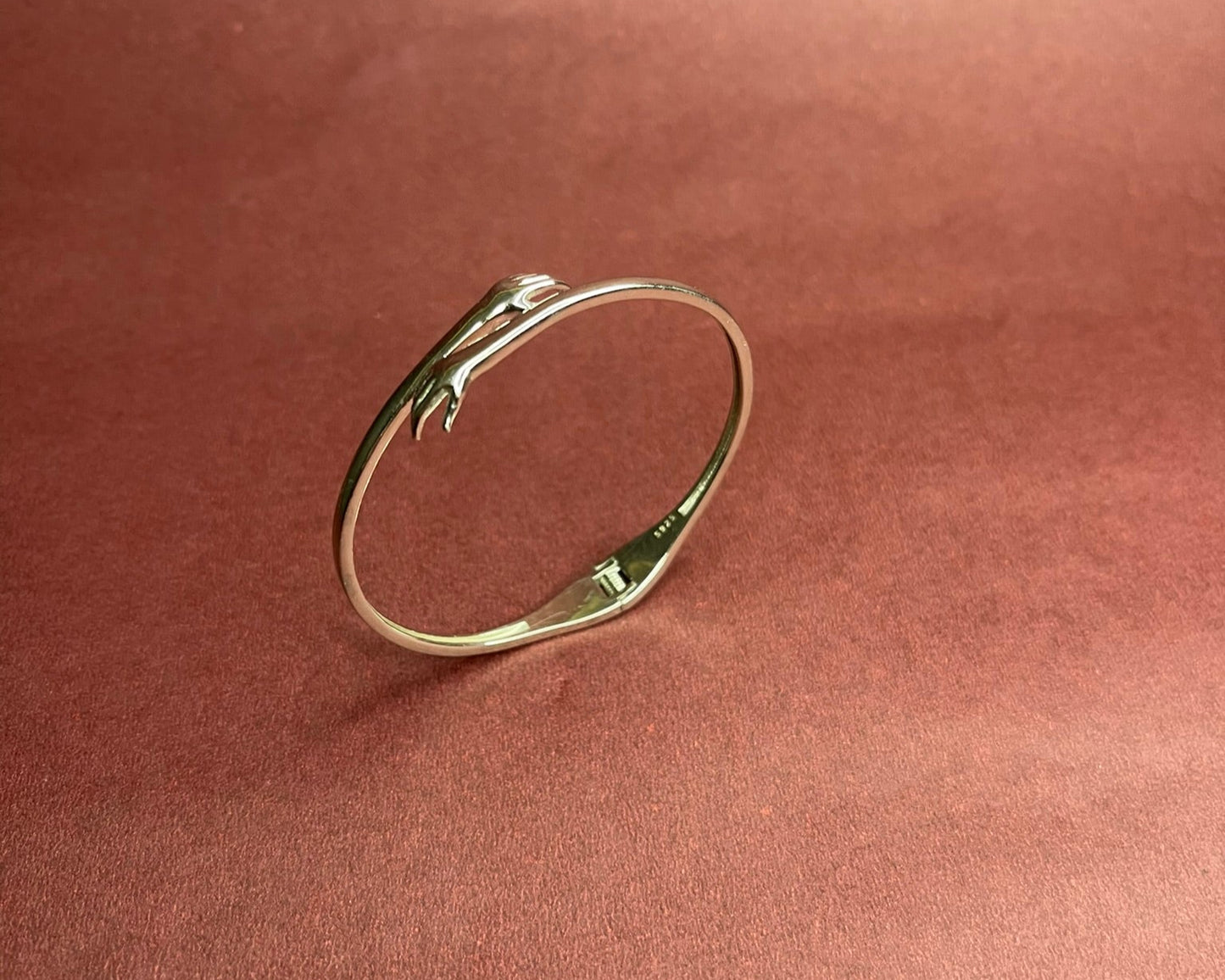 Silver Hug Bracelet
