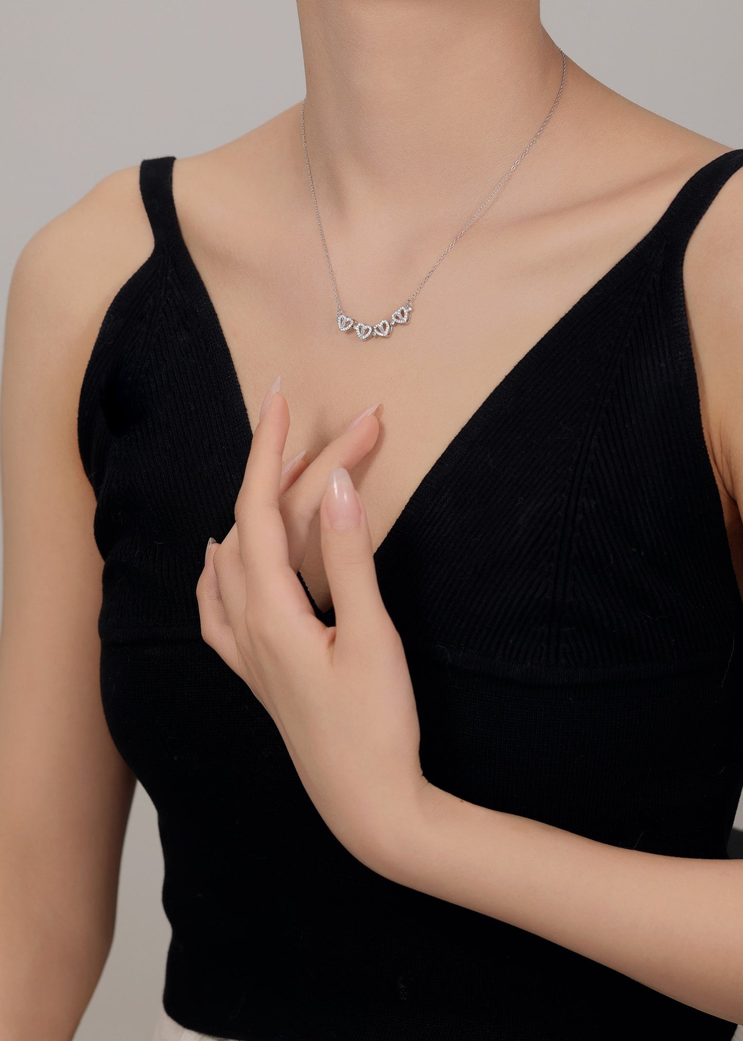 Magnetic Heart Chain