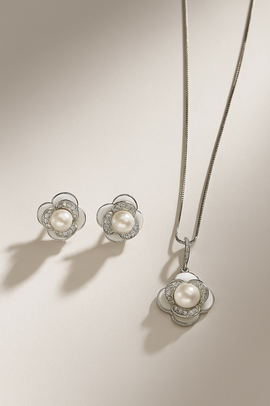 Flower Pearl Pendant Set