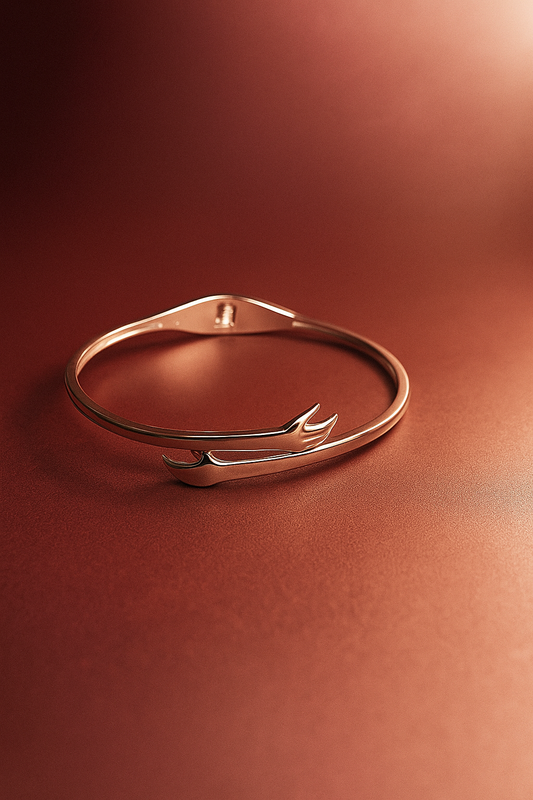 Silver Hug Bracelet