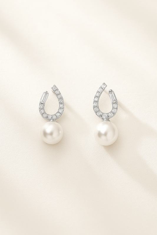Dewdrop Pearl Silver Earring