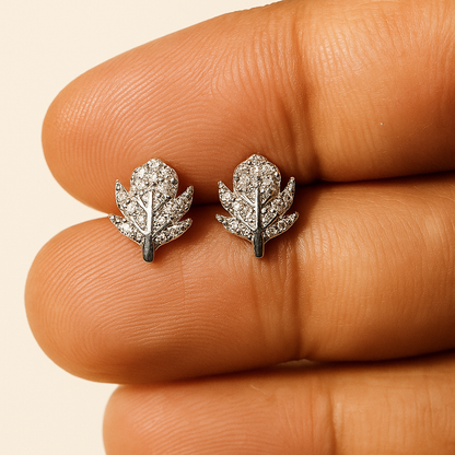 Dewleaf Spark Silver Studs