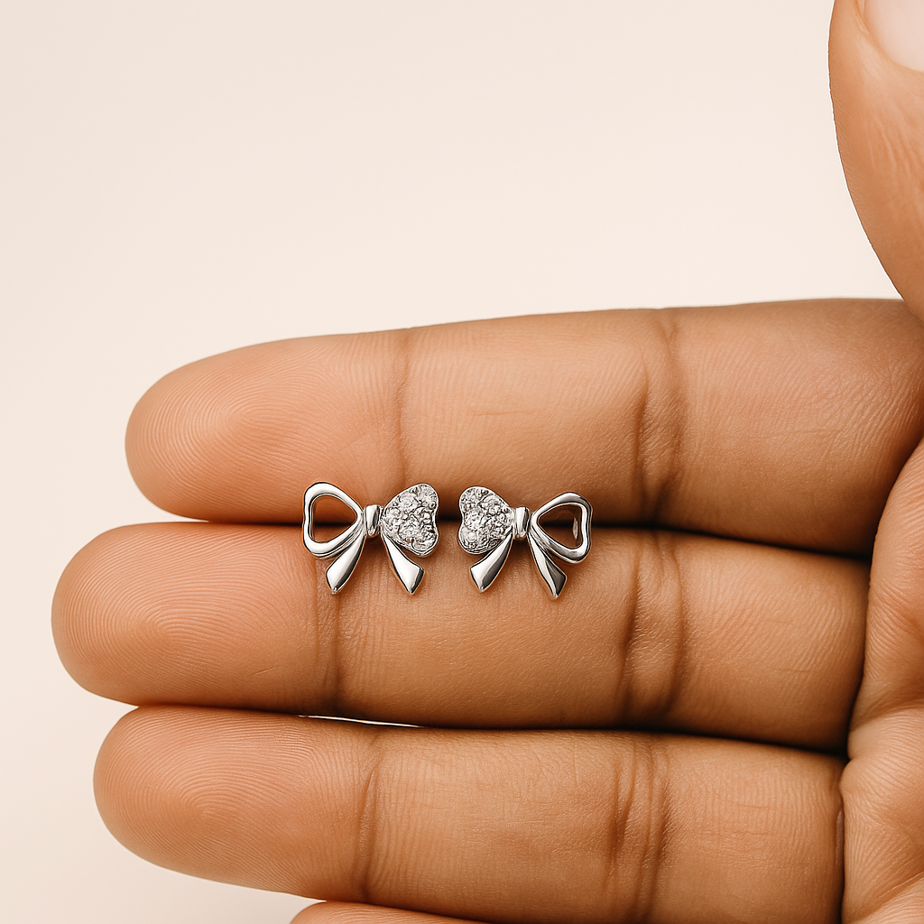 Grace Ribbon Silver Studs