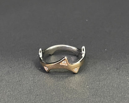 Elegant Wave Ring